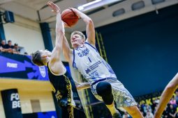 «Русичи» одержали две домашние победы после возвращения в Курск