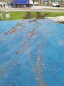 В Курске на новой площадке на улице Серегина появились следы автомобильных шин