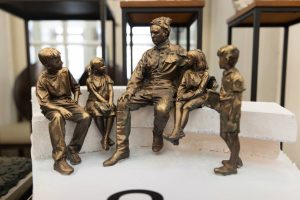 В память об образцовых пионерах