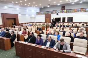 В Курской областной Думе обсудили духовные ориентиры современного общества