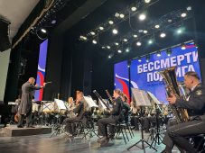 Легендарный оркестр ВМФ аранжировал «Курский вальс»