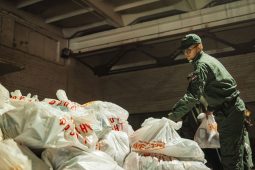 Куряне из приграничья продолжают получать гумпомощь в полном объёме