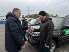 Лесничества Курской области получили новые служебные автомобили