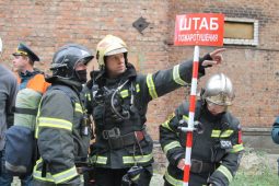 Безопасность курян на праздниках обеспечат более 500 спасателей