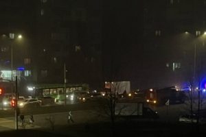 В Курске на проспекте Клыкова несколько машин столкнулись «паровозиком»