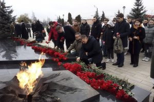 В Курске почтили память Неизвестного Солдата