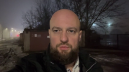 Глава Курска пообещал снести гаражи и сделать тротуар на Веспремской