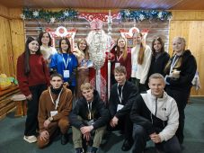 200 курских школьников вернулись из новогодней поездки по маршруту Москва — Кострома — Великий Устюг