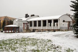 Курские власти добиваются сноса «самостроя» в Первомайском парке