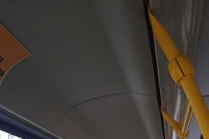 В Курске пассажиры общественного транспорта унесли 189 аварийных молоточков