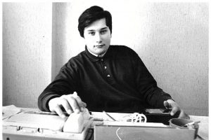 Александр Хинштейн призвал курян подписываться на любимые издания