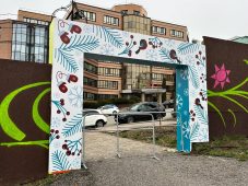 Курская «Полугора» меняет оформление к зимнему сезону