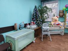 В трёх районах Курской области открылись пункты бесплатного проката детских вещей