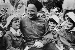 «Добрые невидимки», или Друзья Тимура