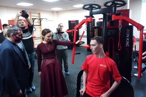 В Курске открыли адаптивный спортивный зал