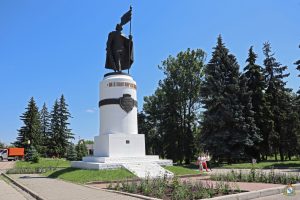 В Курске приведут в порядок постамент памятнику Александру Невскому