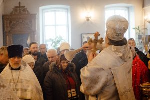 В Курской области освятили третий придел древнего Христорождественского храма