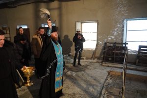 В Курске провели первый молебен в гимназии после почти века молчания