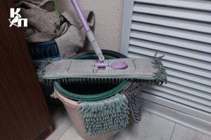 Курянка надела соседке по общежитию ведро на голову из-за шума