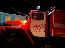 В Курской области спасли человека из горящего дома