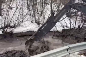 Глава Курска Маслов включился в решение проблемы с подтоплением улицы Малиновой