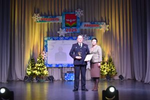 В Курской области звание «Гордость района-2025» получил майор полиции Владимир Головин