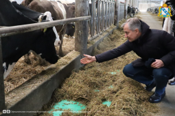 Александр Чепик оценил работу сельхозпредприятий в Медвенском районе Курской области