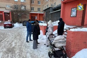 Олеся Дворцова проинспектировала проблемные дома в Курской области