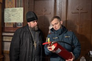 Курские спасатели проверили 207 храмов перед Рождественской службой