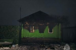 В Курском районе пожарный извещатель спас многодетную семью