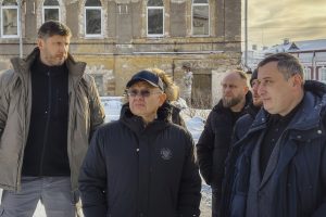 Начинать работы пока рано