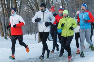 В Курске 109 человек вышли на пробежку морозным утром