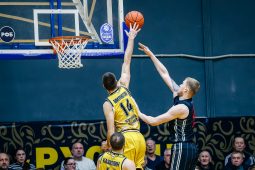 Курские «Русичи» одержали 15-ю победу подряд