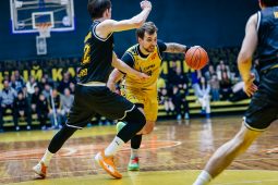 Курские «Русичи» одержали 17-ю победу подряд