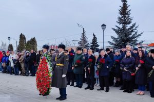 Куряне почтили память погибших защитников Отечества