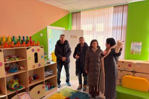 Олеся Дворцова проверила ход ремонта в школах и детских садах Курской области