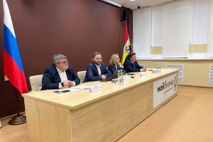 Замглавы Минцифры РФ обсудил цифровую трансформацию Курской области с ее ИT-сообществом