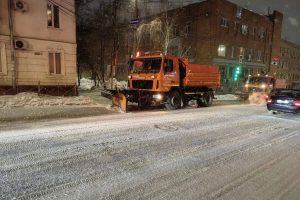 Днём в Курске снег будут убирать 88 единиц техники