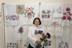 В Курске открылась выставка «Флора из сундука»