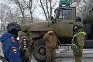 Курские автоинспекторы поздравили военную полицию с профессиональным праздником