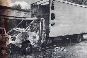 Курянин сжёг чужую машину во время ремонта