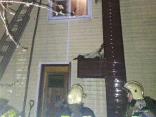 В Курске в ночь на 21 марта горела двухэтажная баня