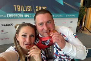 Из Тбилиси –  с бронзой