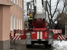 Курские пожарные провели тактическое учение в школе