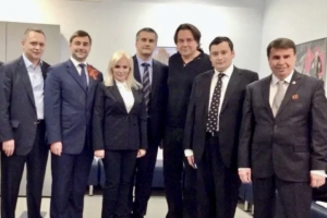 Александр Хинштейн поздравил курян с 12-летием воссоединения Крыма с Россией