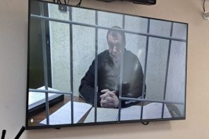 Бывшего замгубернатора Алексея Дедова этапировали в Курск