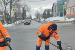 Подрядчик приступил к ремонту дороги на Пучковке после жалоб курян