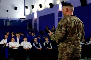 Доброволец «БАРС-Курск» провёл встречу с молодёжью о противодействии терроризму