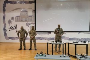 Курским школьникам рассказали о возможностях дронов