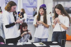 Не ищите одобрения в лицах